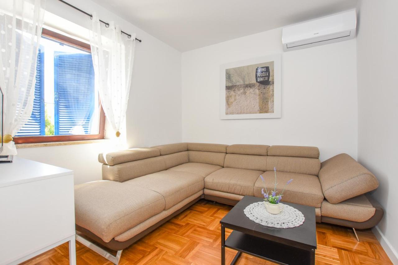 Apartment Sidro Pag Town Bagian luar foto